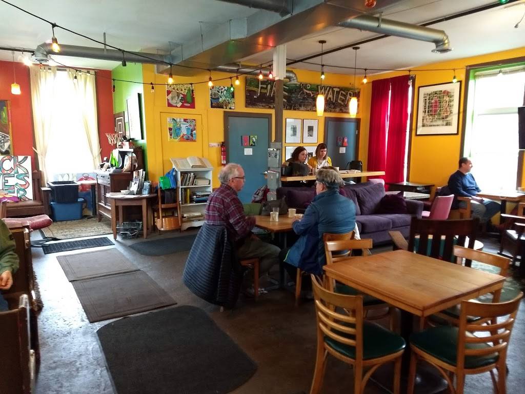 Cafe Evolution | cafe | 22 Chestnut St, Florence, MA 01062, USA | 4135860200 OR +1 413-586-0200