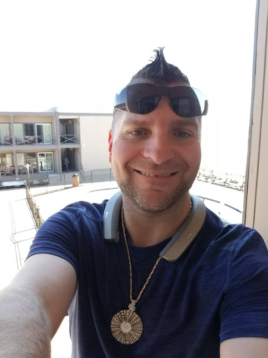 Last Hope Lagoon | restaurant | 126 S Emerson Ave # 1, Montauk, NY 11954, USA | 6316681511 OR +1 631-668-1511