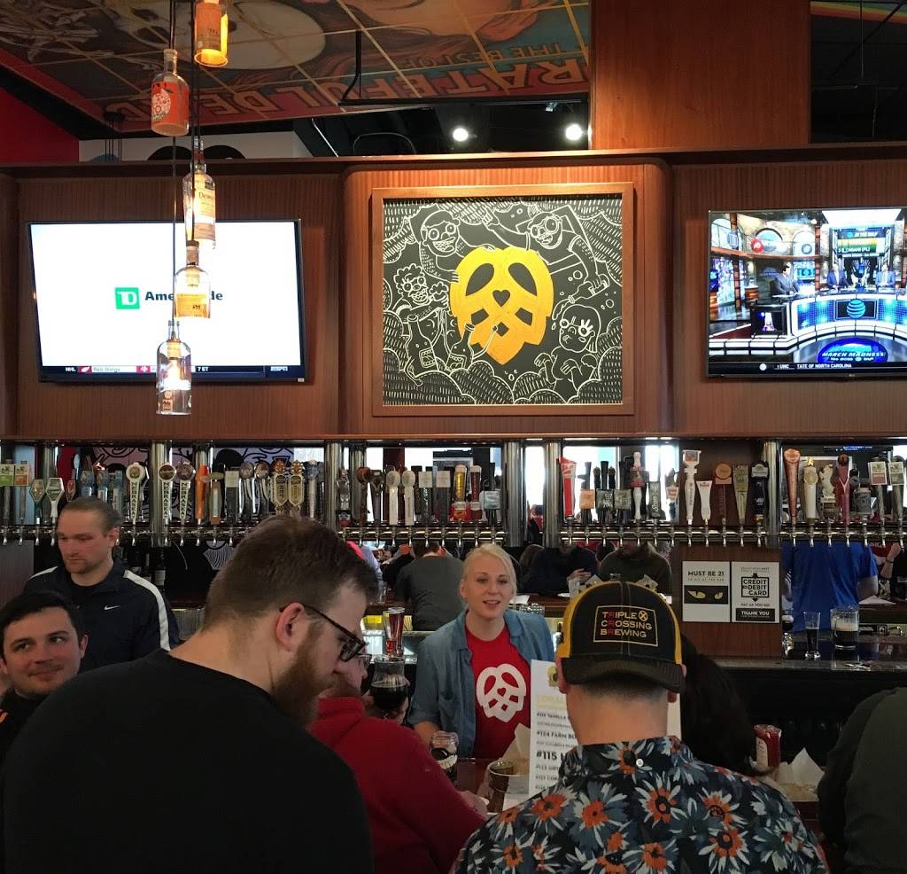 HopCat - Lincoln | restaurant | 601 P St, Lincoln, NE 68508, USA | 4029710700 OR +1 402-971-0700