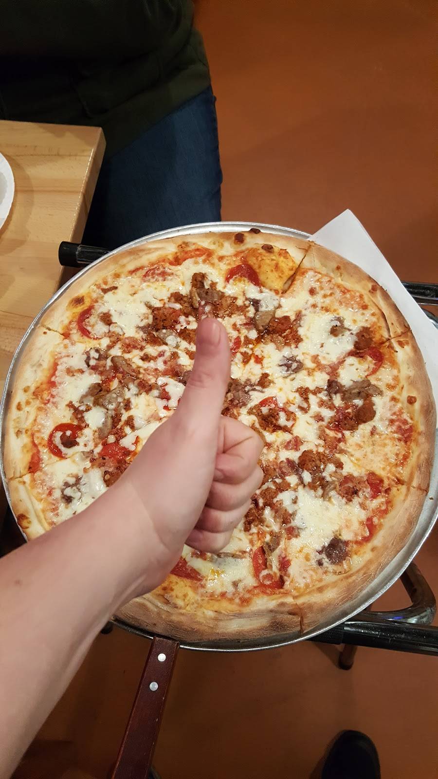 Wicked Cheesy | restaurant | 1079 Main St, Tewksbury, MA 01876, USA | 9788631901 OR +1 978-863-1901