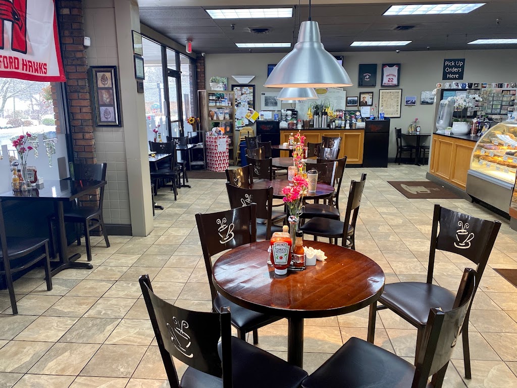 Isaacs Bagel Cafe | bakery | 16-B Mountain Ave, Bloomfield, CT 06002, USA | 8602438704 OR +1 860-243-8704