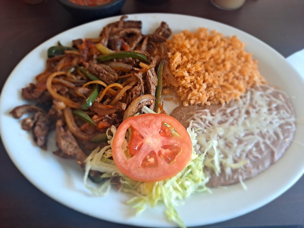 El Jacalito | restaurant | 3203 Atchison St, Riverbank, CA 95367, USA | 2095027575 OR +1 209-502-7575