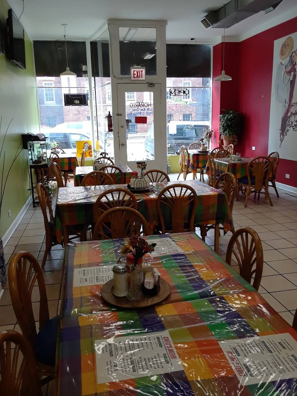 Chelis Restaurant | restaurant | 3046 W Cermak Rd, Chicago, IL 60623, USA | 7735222660 OR +1 773-522-2660