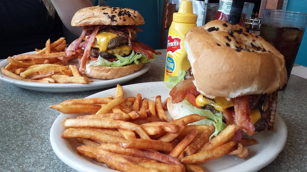 Lenny’s Restaurant | restaurant | 21220 US Hwy 19 N, Clearwater, FL 33765, USA | 7277990402 OR +1 727-799-0402