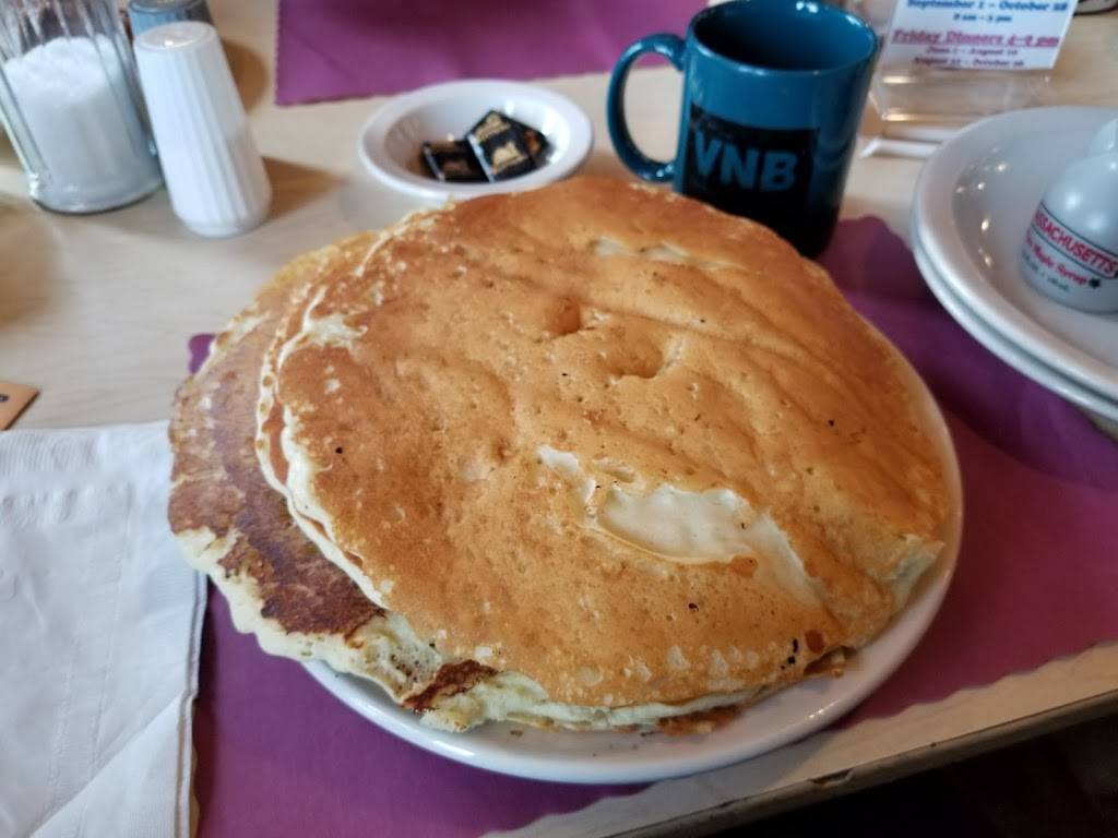 Davenport Maple Farm Restaurant | restaurant | 111 Tower Rd, Shelburne Falls, MA 01370, USA | 4136252866 OR +1 413-625-2866