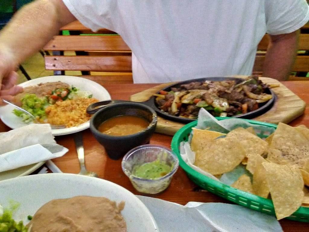 Jalisco Mexican Restaurant | restaurant | 201 N Frazier St, Conroe, TX 77301, USA | 9367562344 OR +1 936-756-2344