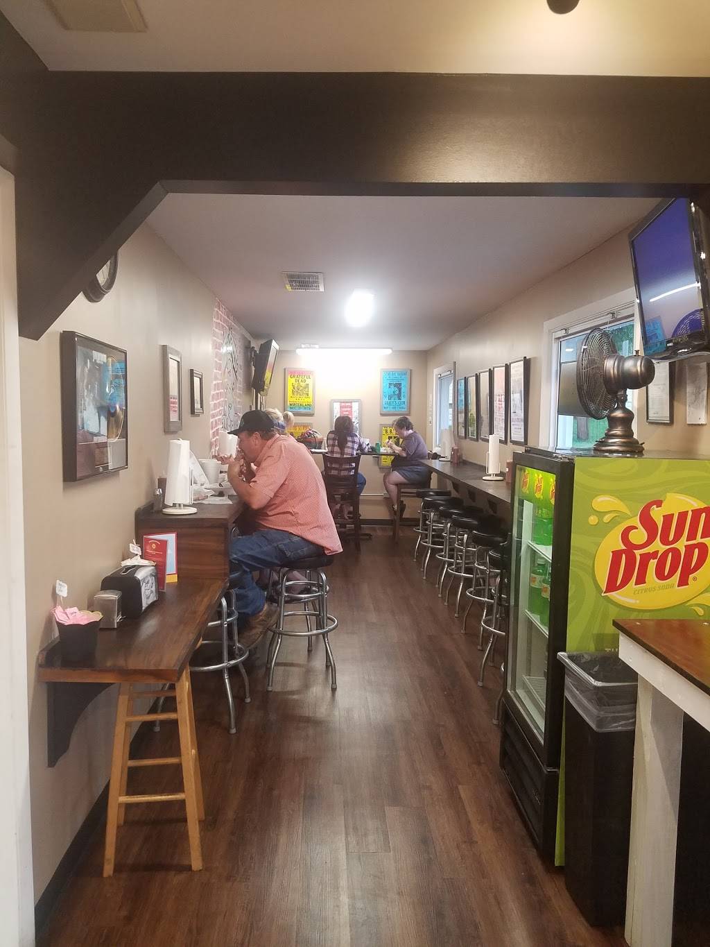 Uncle Sonnys Bar B Que | restaurant | 1505 N Main St, Shelbyville, TN 37160, USA | 9316849010 OR +1 931-684-9010