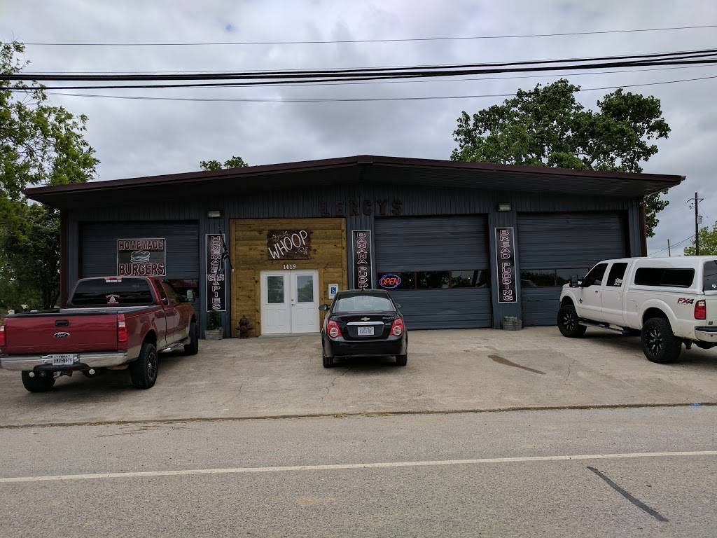 Lercys Diner West | restaurant | 1419 N Main St, Baytown, TX 77520, USA | 2815766975 OR +1 281-576-6975