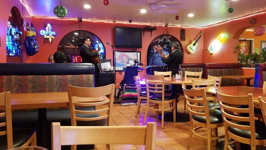 Panchos | restaurant | 16427 Victor St, Victorville, CA 92395, USA | 7608433336 OR +1 760-843-3336