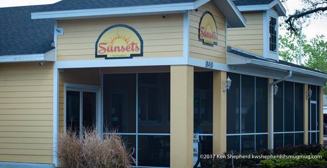 Sunsets Restaurant | restaurant | 18430 Livingston Ave, Lutz, FL 33559, USA | 8139531085 OR +1 813-953-1085