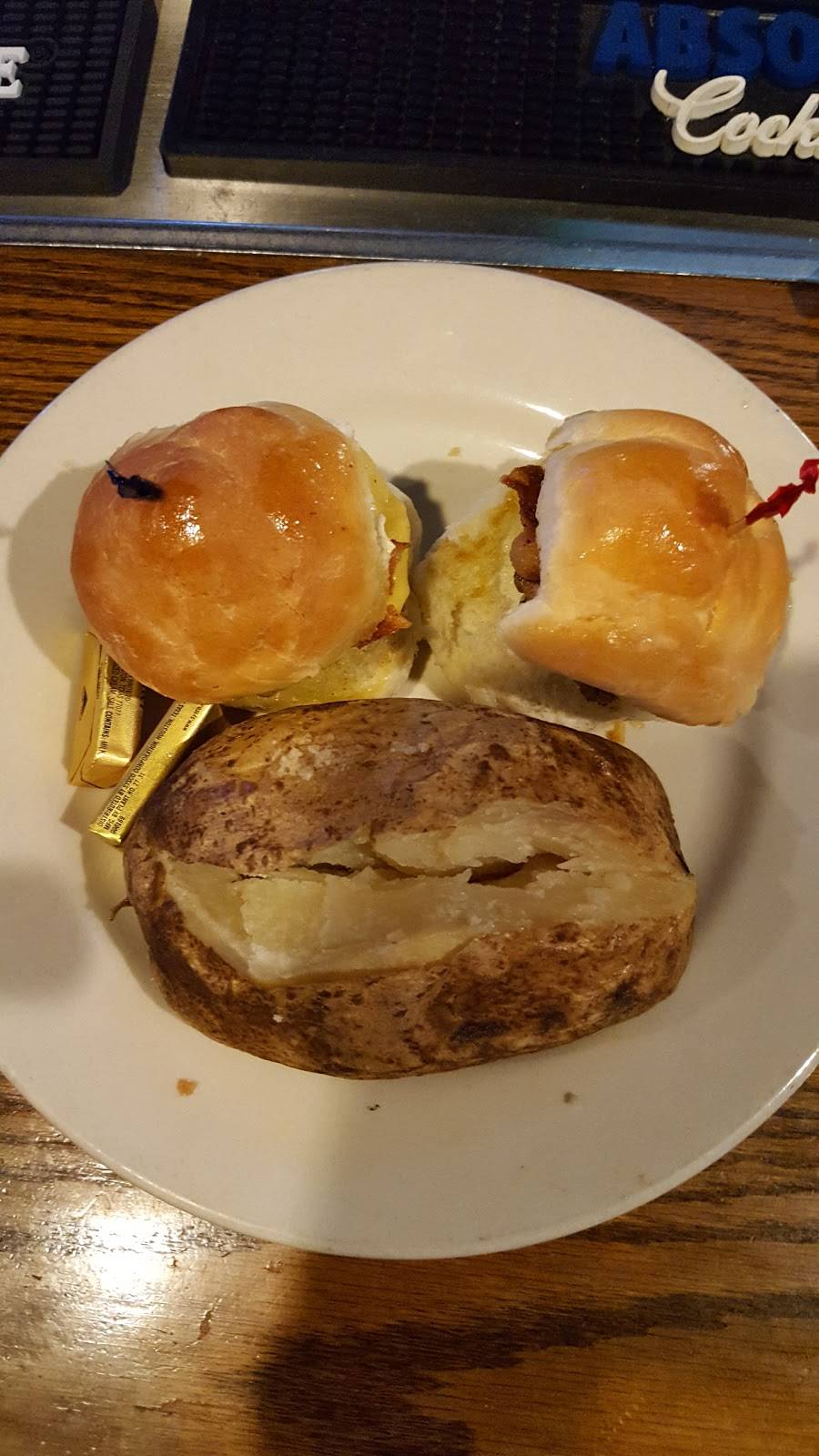 Bill Batemans Bistro | restaurant | 566 Governor Ritchie Hwy, Severna Park, MD 21146, USA | 4103157960 OR +1 410-315-7960