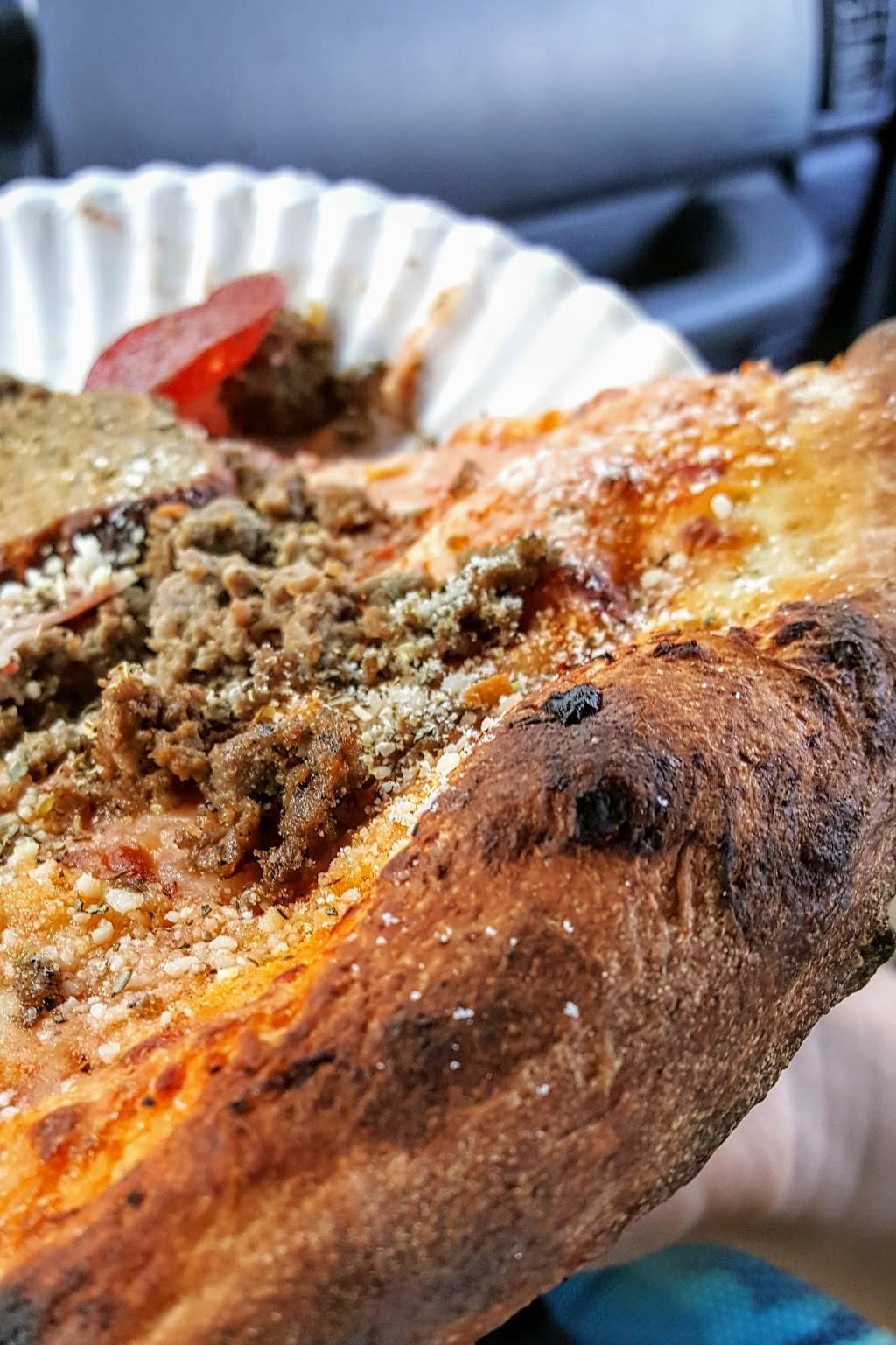 Yaghis NEW YORK PIZZERIA | restaurant | 1552 Farm to Market 685, Pflugerville, TX 78660, USA | 5129892626 OR +1 512-989-2626