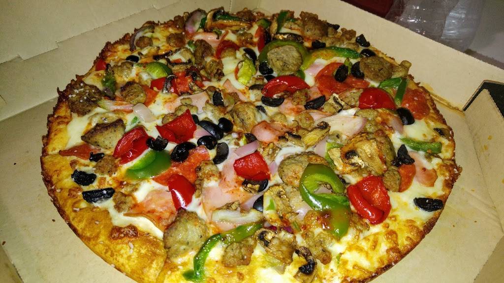 Pizza Hut | restaurant | 6051 Myrtle Ave, Ridgewood, NY 11385, USA | 7184565300 OR +1 718-456-5300