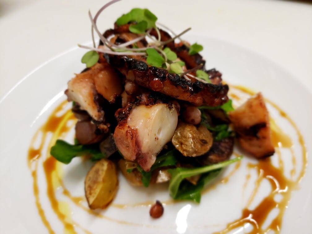 Rhapsody on Argyle | restaurant | 1002 W Argyle St, Chicago, IL 60640, USA | 7737695555 OR +1 773-769-5555