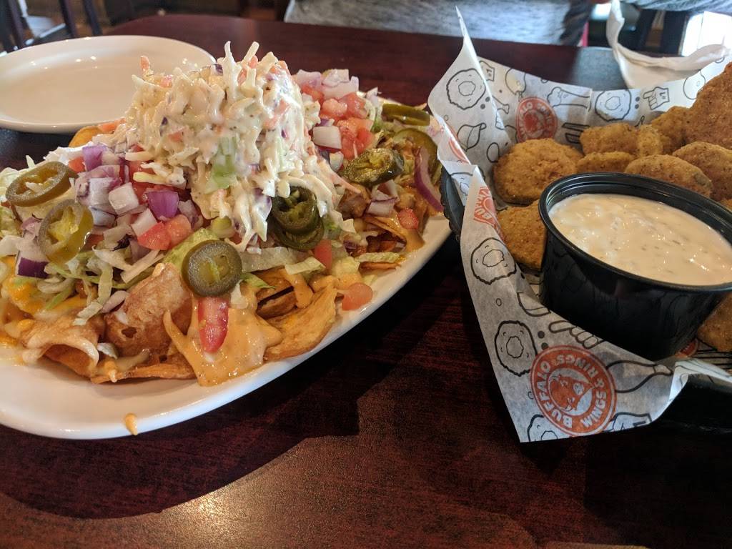 Buffalo Wings & Rings | restaurant | 6325 E Broad St, Columbus, OH 43213, USA | 6148569464 OR +1 614-856-9464