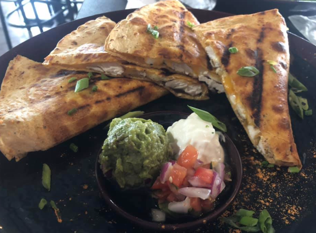 MF Jones | restaurant | 9680 Hixson Pike, Soddy-Daisy, TN 37379, USA | 4235417287 OR +1 423-541-7287