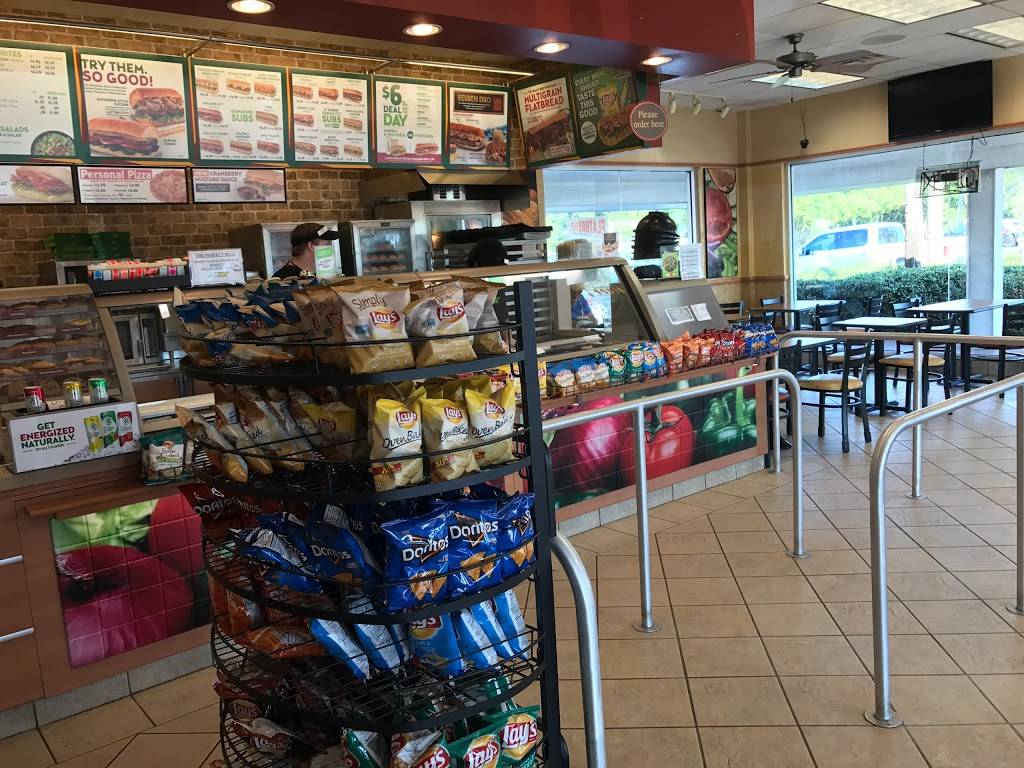 Subway Restaurants | restaurant | Shoppers Village, 5901 Sun Blvd Suite 111, St. Petersburg, FL 33715, USA | 7279060319 OR +1 727-906-0319
