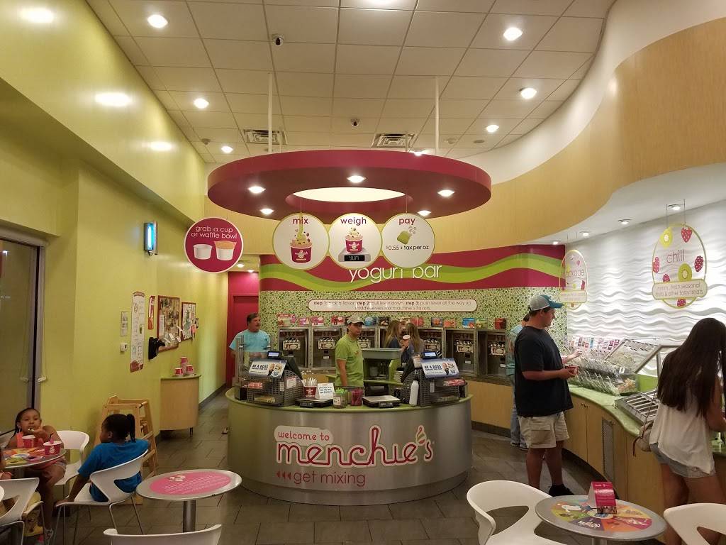 Menchies Frozen Yogurt | bakery | 2265 Towne Lake Pkwy Ste 108B, Woodstock, GA 30189, USA | 7709244004 OR +1 770-924-4004
