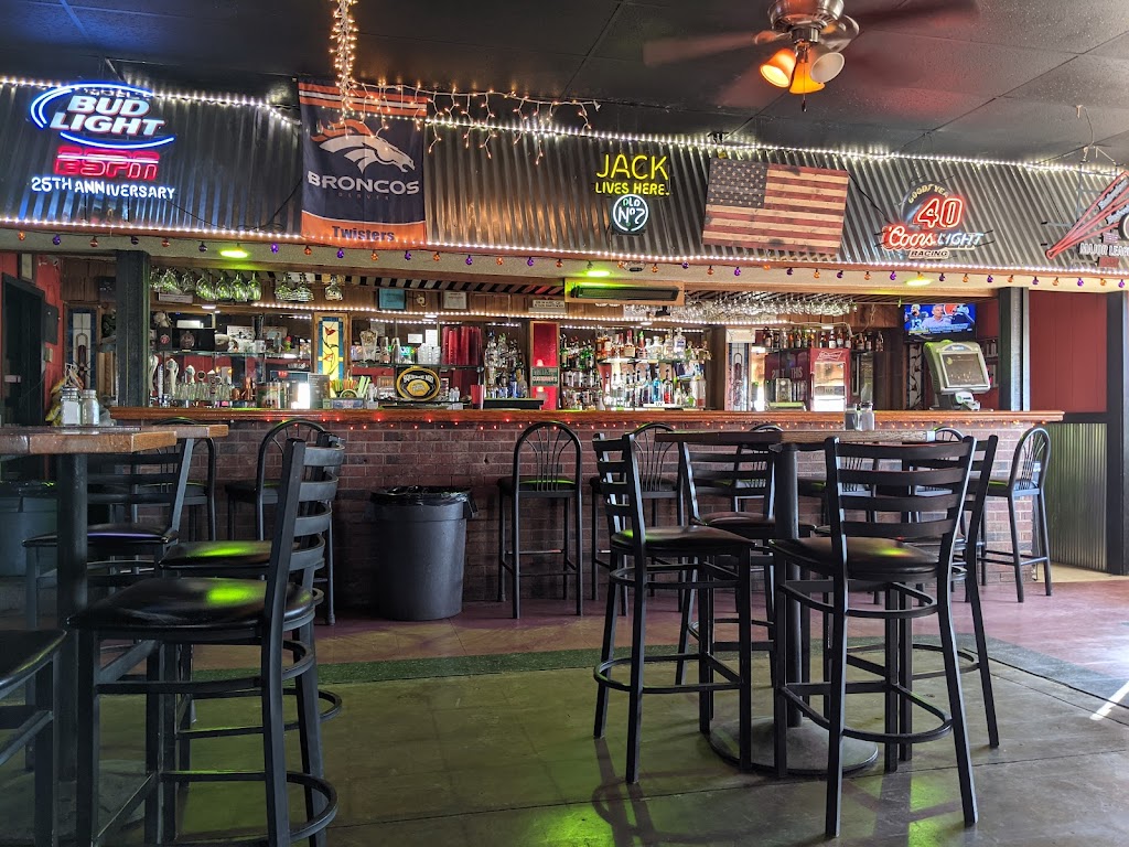 Twisters | restaurant | 735 E College Dr, Colby, KS 67701, USA | 7854607888 OR +1 785-460-7888