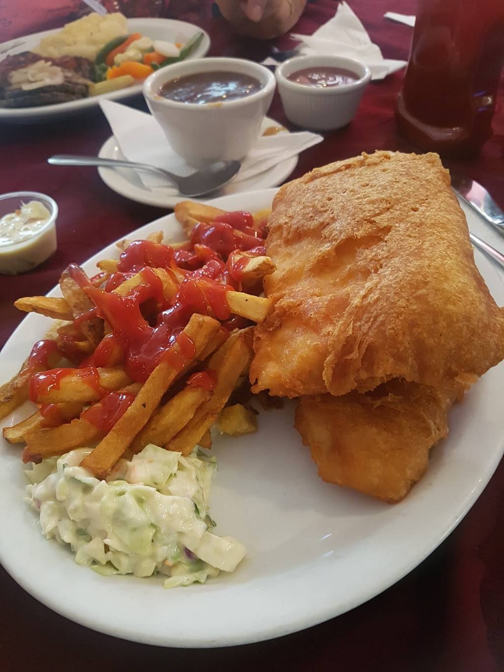 Captains Table Restaurant | restaurant | 8 Front St E, Hastings, ON K0L 1Y0, Canada | 7056963993 OR +1 705-696-3993