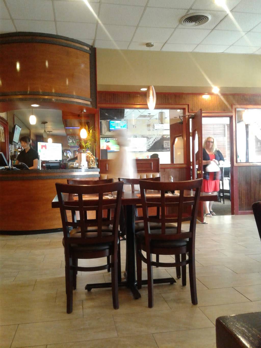 Singapore Chinese Restaurant & Bar | restaurant | 111 Pleasant St, Attleboro, MA 02703, USA | 5082268868 OR +1 508-226-8868