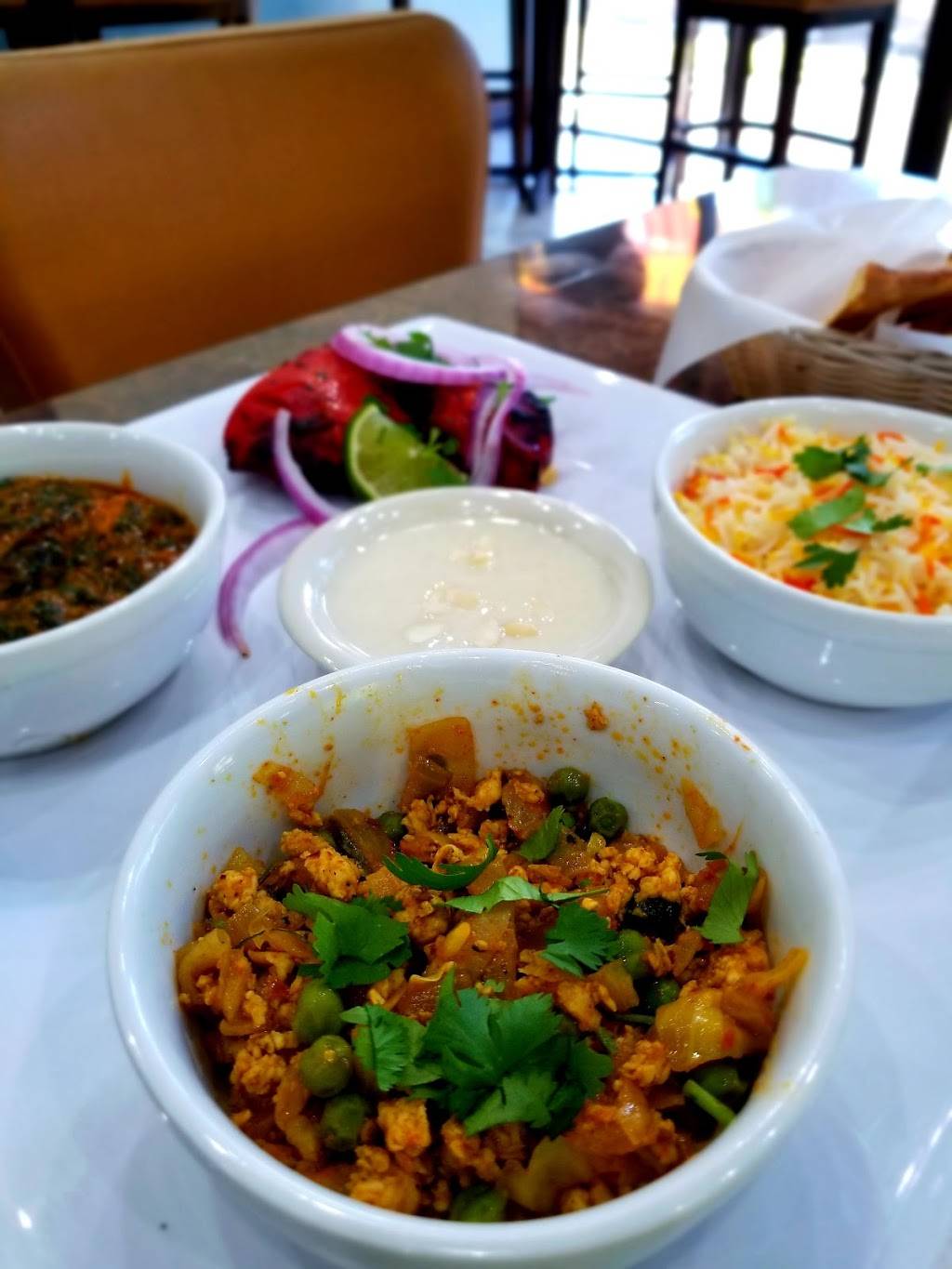 Shans Kitchen | restaurant | 2500 NE Green Oaks Blvd #100, Arlington, TX 76006, USA | 6823108671 OR +1 682-310-8671