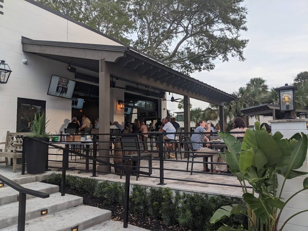 The Boathouse Restaurant | restaurant | 30 S 2nd St, Fernandina Beach, FL 32034, USA | 9043211234 OR +1 904-321-1234