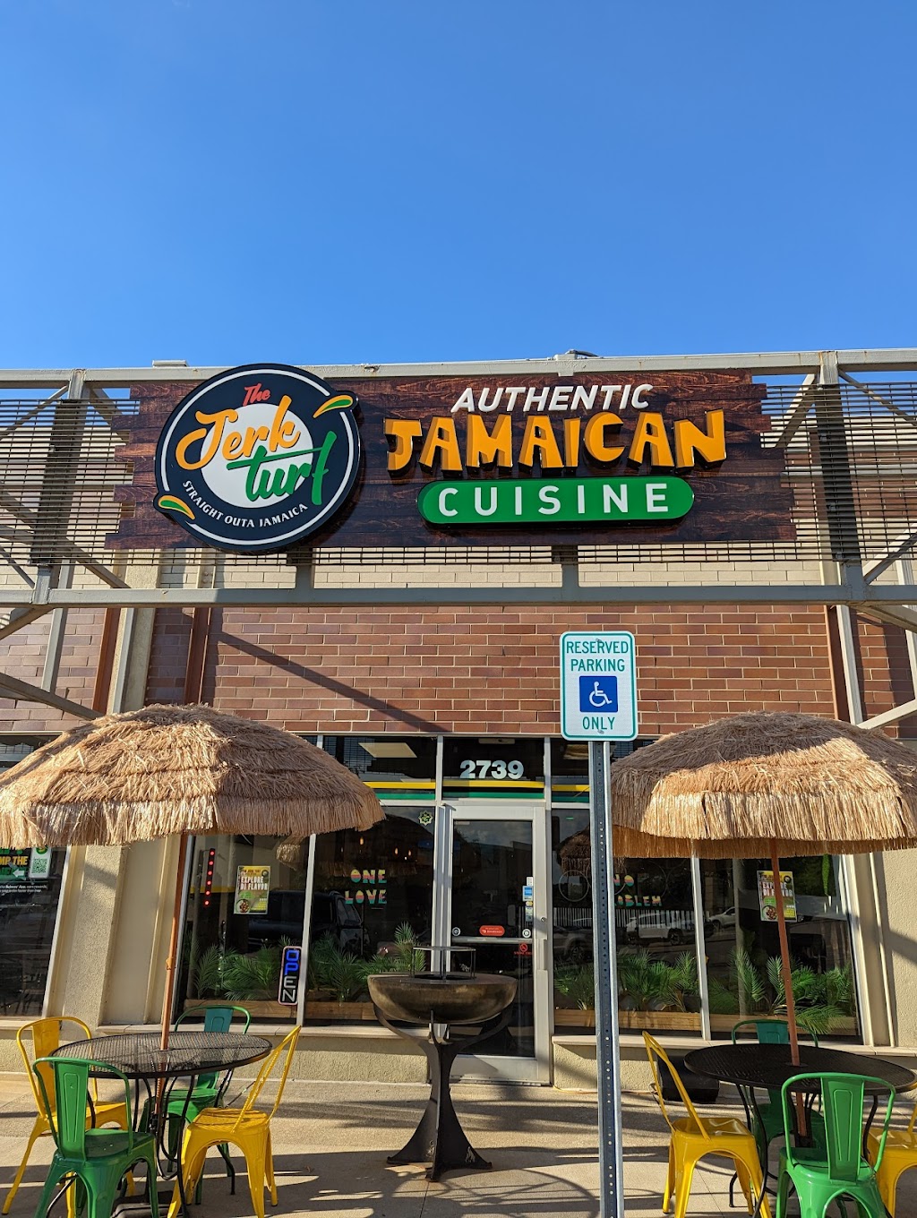 THE JERK TURF | restaurant | 2739 University Dr, Auburn Hills, MI 48326, USA | 5865635935 OR +1 586-563-5935