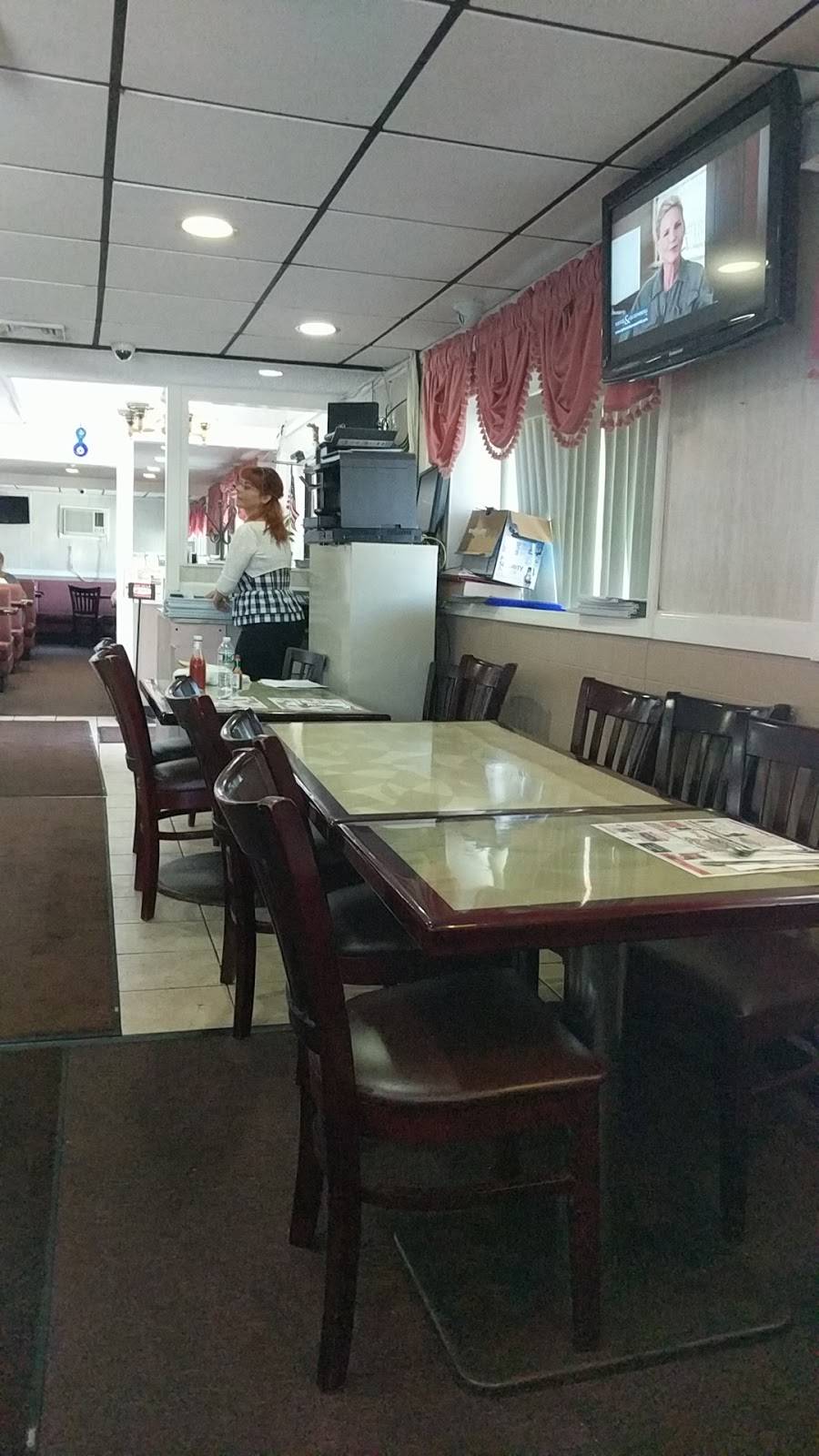 Bandwagon Diner | restaurant | 2500 Rte 37 E, Toms River, NJ 08753, USA | 7322706400 OR +1 732-270-6400