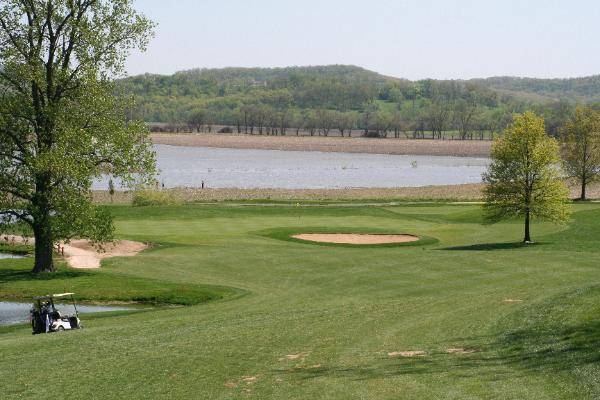 Eagles Bluff Golf Course | restaurant | 16500 MO-79, Clarksville, MO 63336, USA | 5732423309 OR +1 573-242-3309