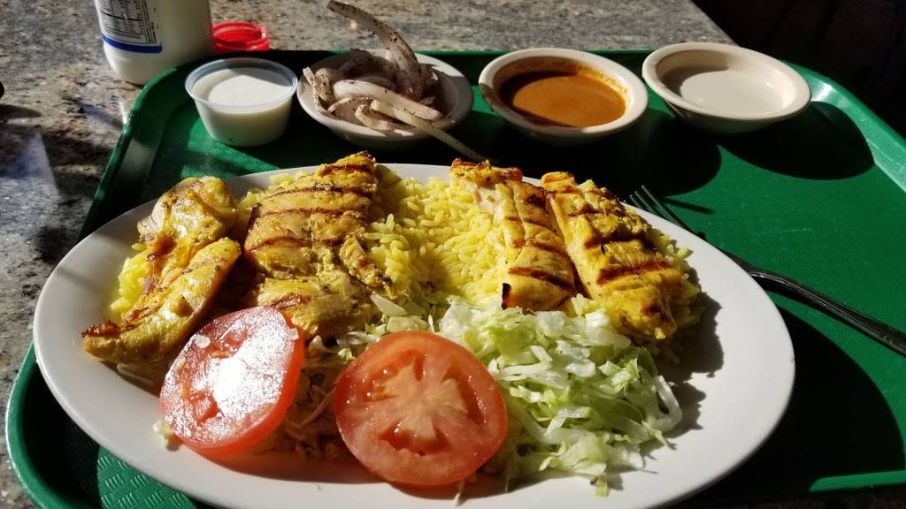 Pita House Restaurant | restaurant | 300 W Higgins Rd, Schaumburg, IL 60195, USA | 8473524750 OR +1 847-352-4750