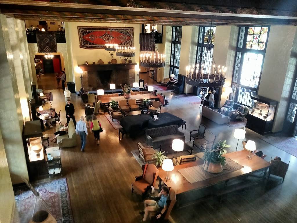 The Ahwahnee Dining Room | restaurant | 1 Ahwahnee Drive, Yosemite Valley, CA 95389, USA | 2093721489 OR +1 209-372-1489