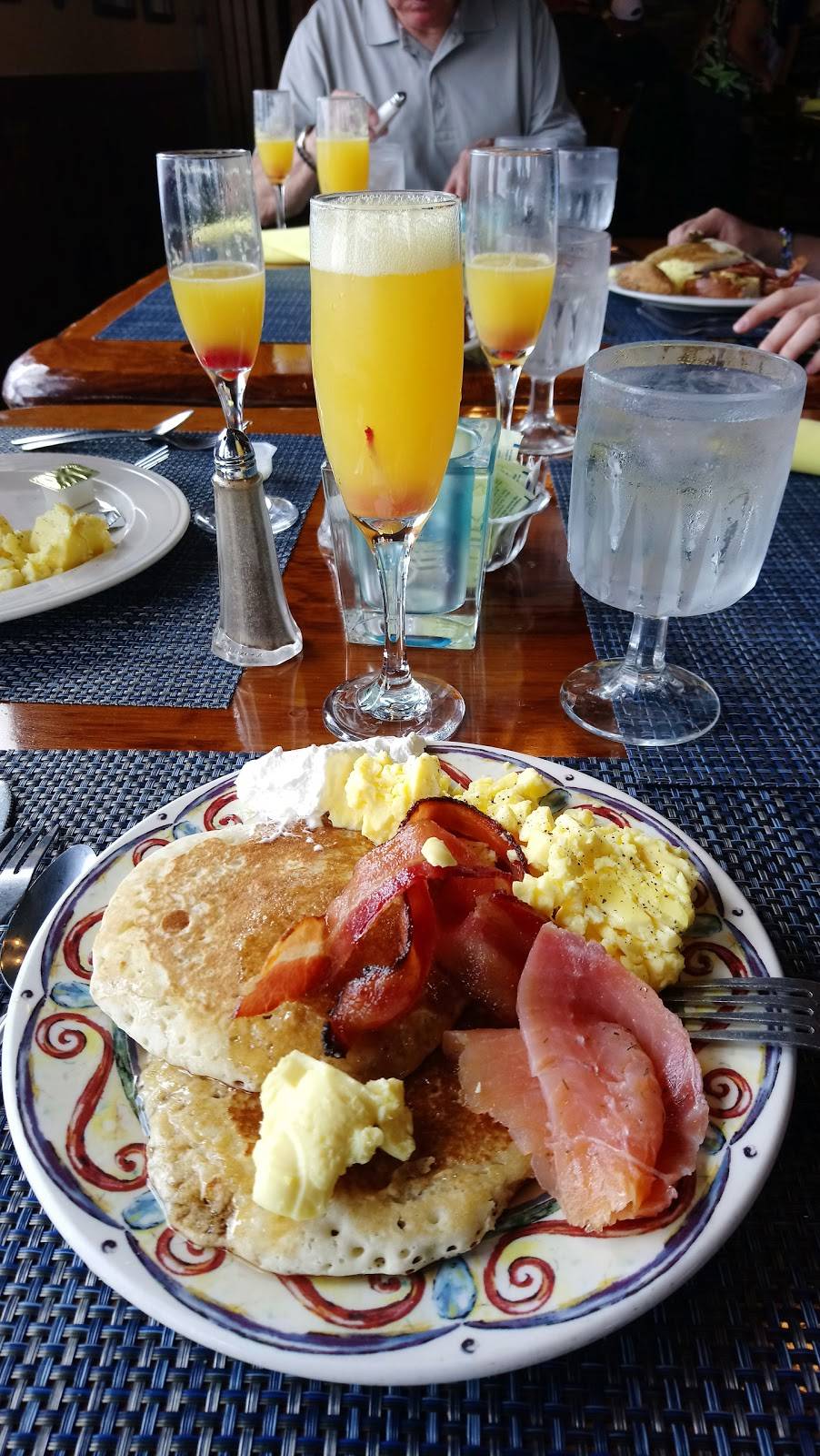 Borios Restaurant | restaurant | 8891 McDonnells Pkwy, Cicero, NY 13039, USA | 3156992249 OR +1 315-699-2249