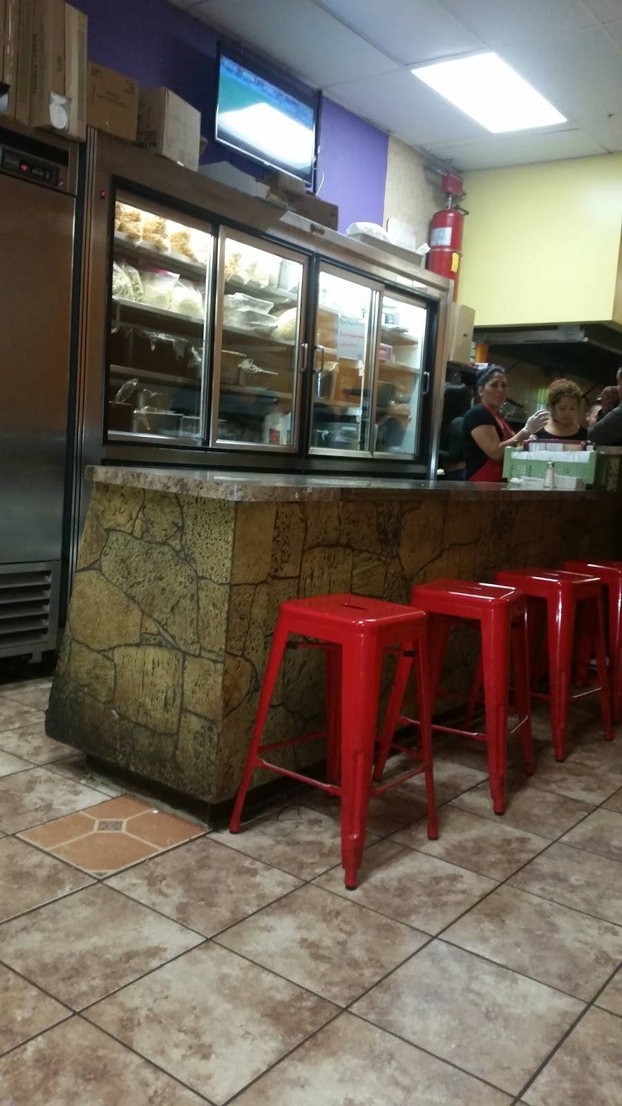 El Nopal 1 | restaurant | 167 Main St, Hempstead, NY 11550, USA | 5164813853 OR +1 516-481-3853