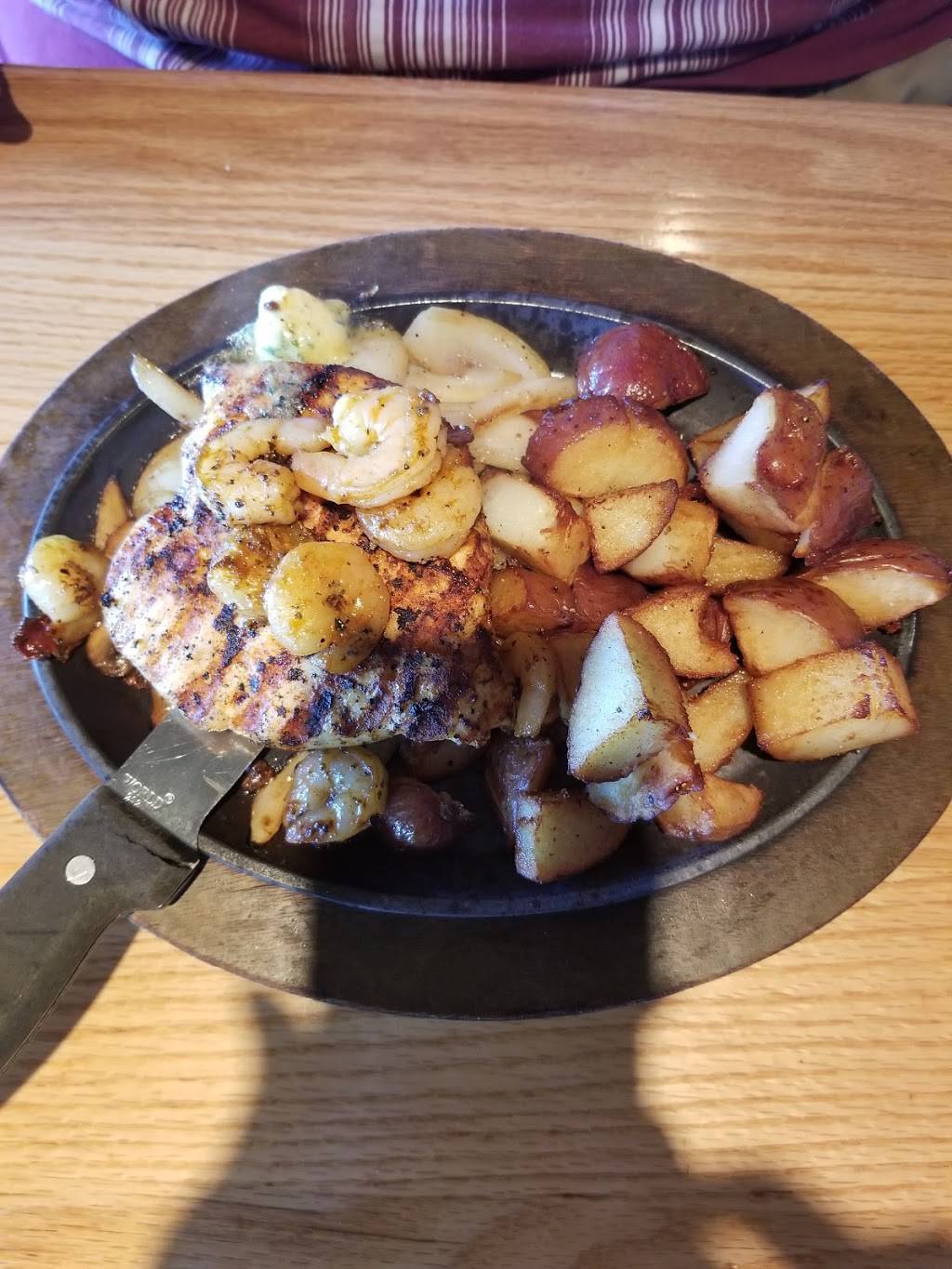 Applebees Grill + Bar | restaurant | 555 Solomons Island Rd N, Prince Frederick, MD 20678, USA | 4104145828 OR +1 410-414-5828