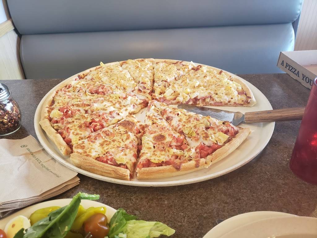 Godfathers Pizza | meal delivery | 17691 SW Farmington Rd, Aloha, OR 97007, USA | 5036495600 OR +1 503-649-5600