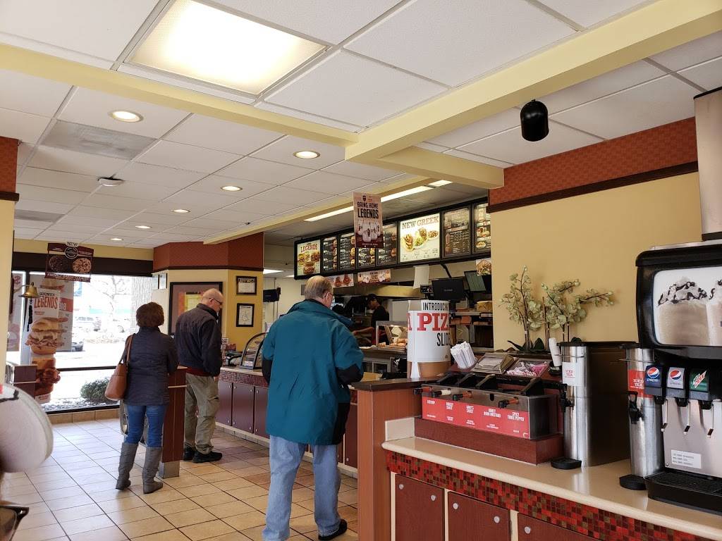 Arbys | restaurant | 4850 Everhard Rd NW, Canton, OH 44718, USA | 3304946069 OR +1 330-494-6069