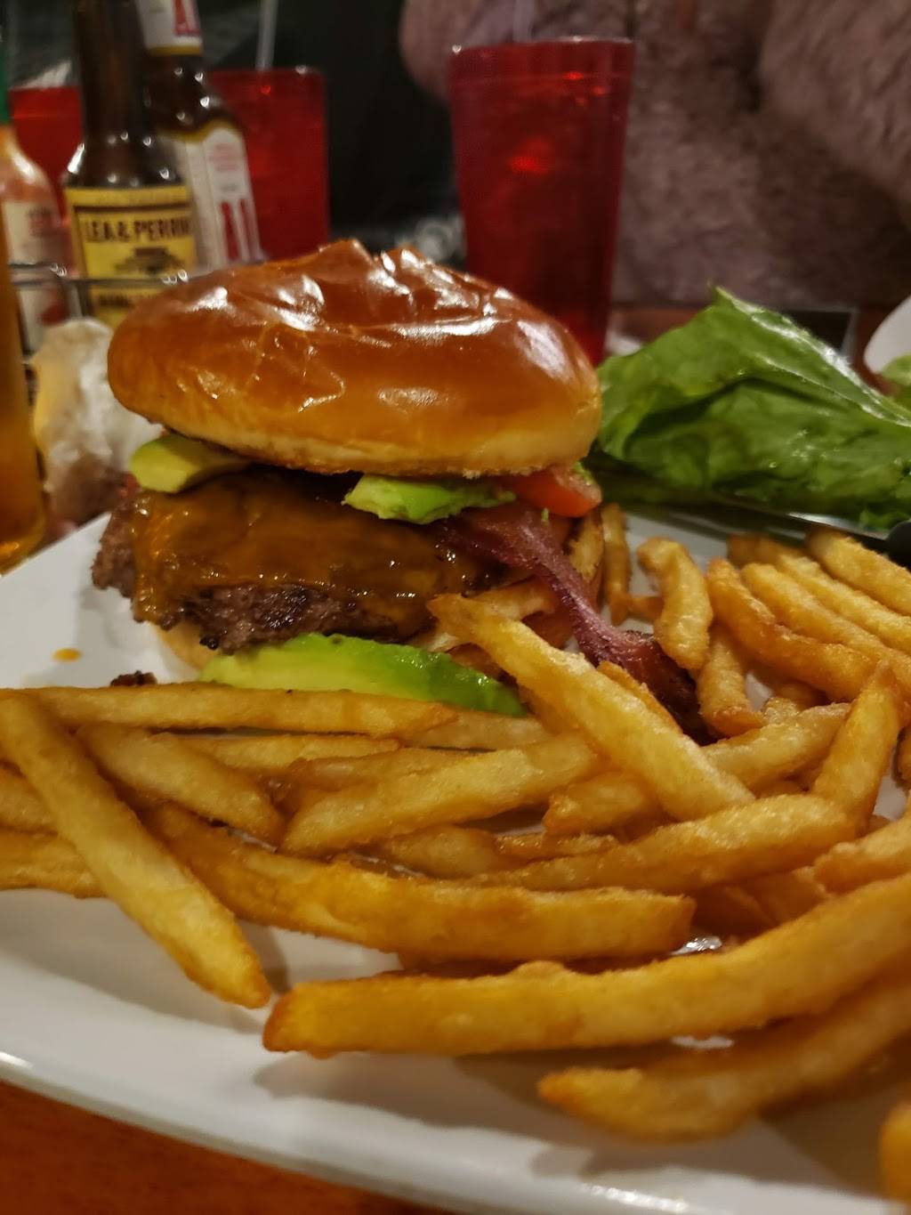 Kallans Bar And Grill | restaurant | 44761 Barton Ln N, Big Bear, CA 92314, USA | 9095476800 OR +1 909-547-6800