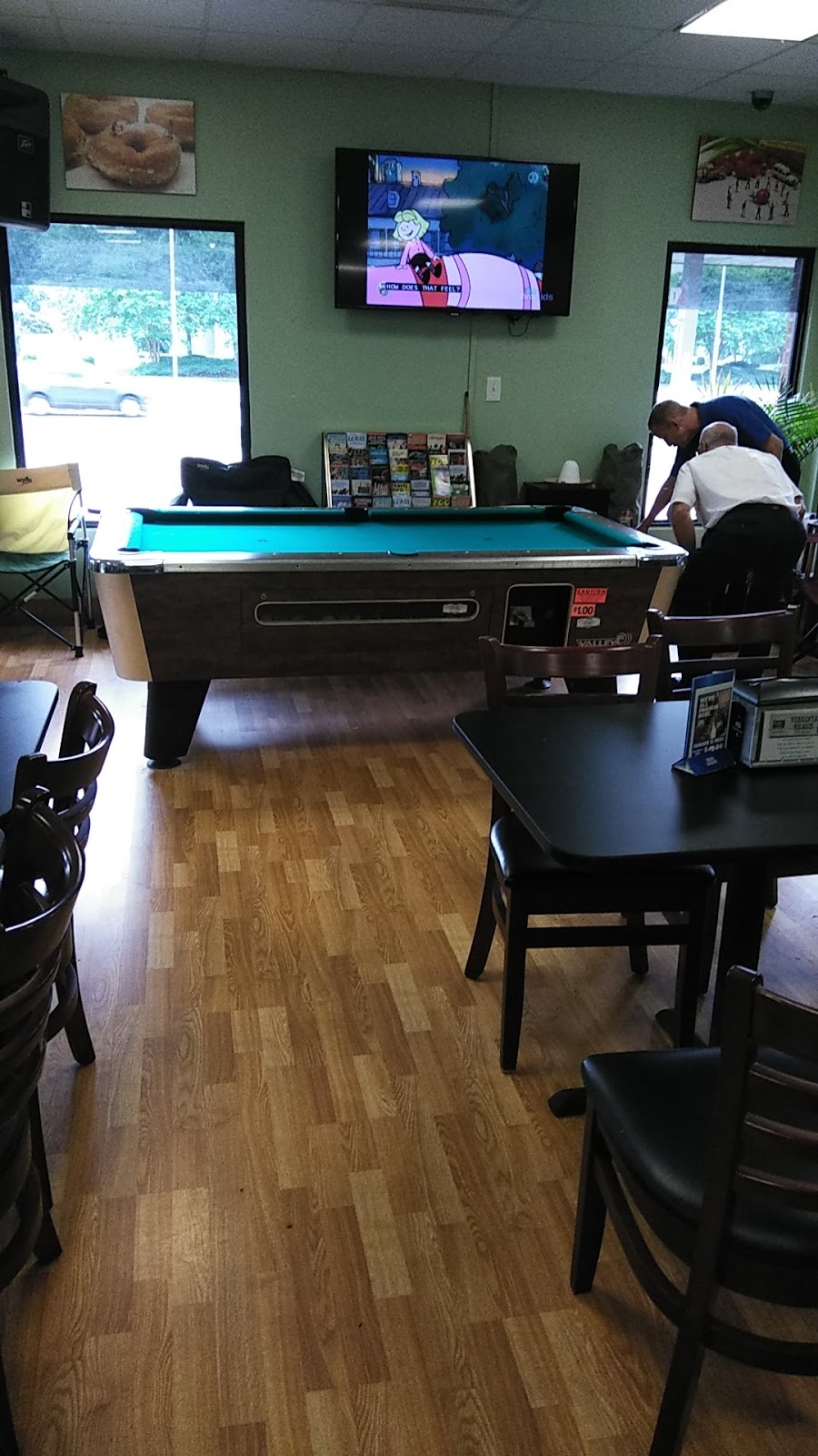 Holiday, Food Mart | restaurant | 909 General Booth Blvd, Virginia Beach, VA 23451, USA | 7574912550 OR +1 757-491-2550