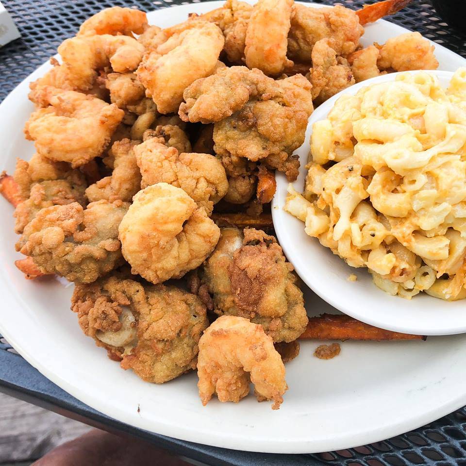 Gillies Seafood | restaurant | 805 Folly Rd, Charleston, SC 29412, USA | 8432978615 OR +1 843-297-8615