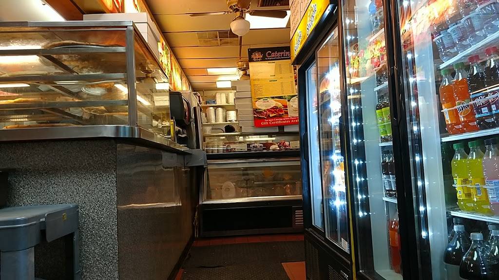 Highland Pizza | restaurant | 601 Raritan Ave, Highland Park, NJ 08904, USA | 7325726744 OR +1 732-572-6744