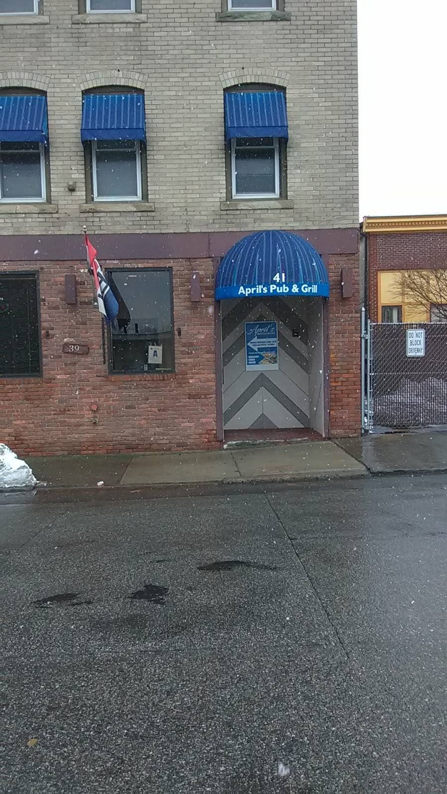 Aprils Restaurant Pub & Grill | restaurant | 41 Buffum St, Lynn, MA 01902, USA | 7817806968 OR +1 781-780-6968