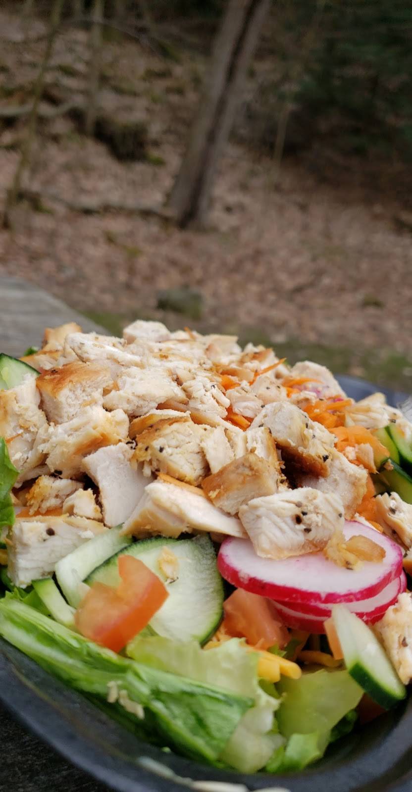 Sweet Melissas Good Eats | restaurant | 6810 Market St, Youngstown, OH 44512, USA | 3309532610 OR +1 330-953-2610