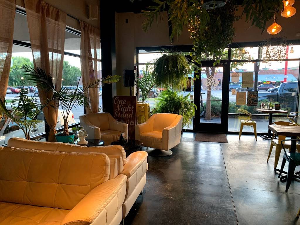 Lotus Sandwich Eatery & Bar | restaurant | 111 N Main St, Tulsa, OK 74103, USA | 9183987184 OR +1 918-398-7184