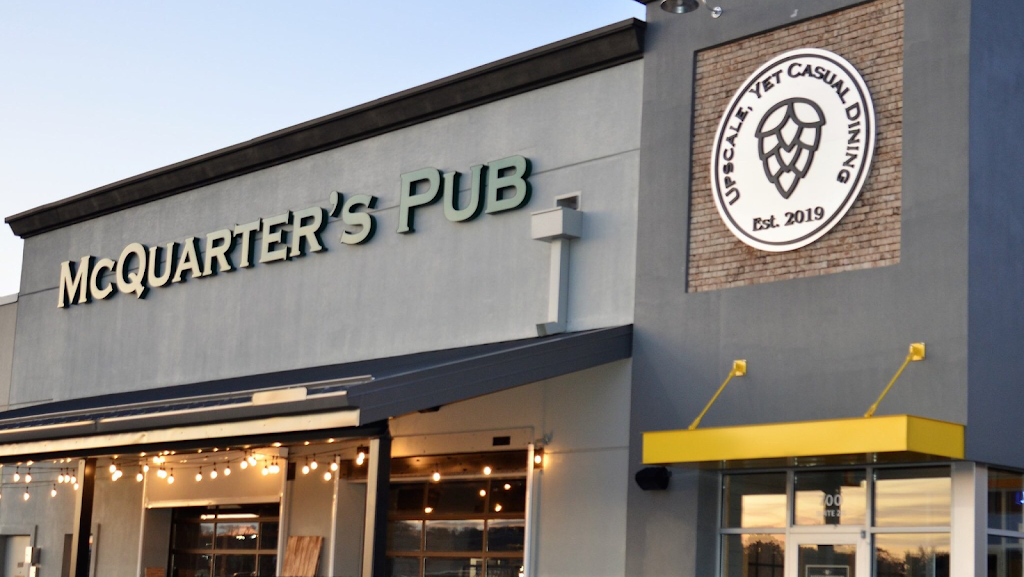 McQuarters Pub | restaurant | 700 Broadway Ave, East Dr Ste 25, Mattoon, IL 61938, USA | 2172404395 OR +1 217-240-4395