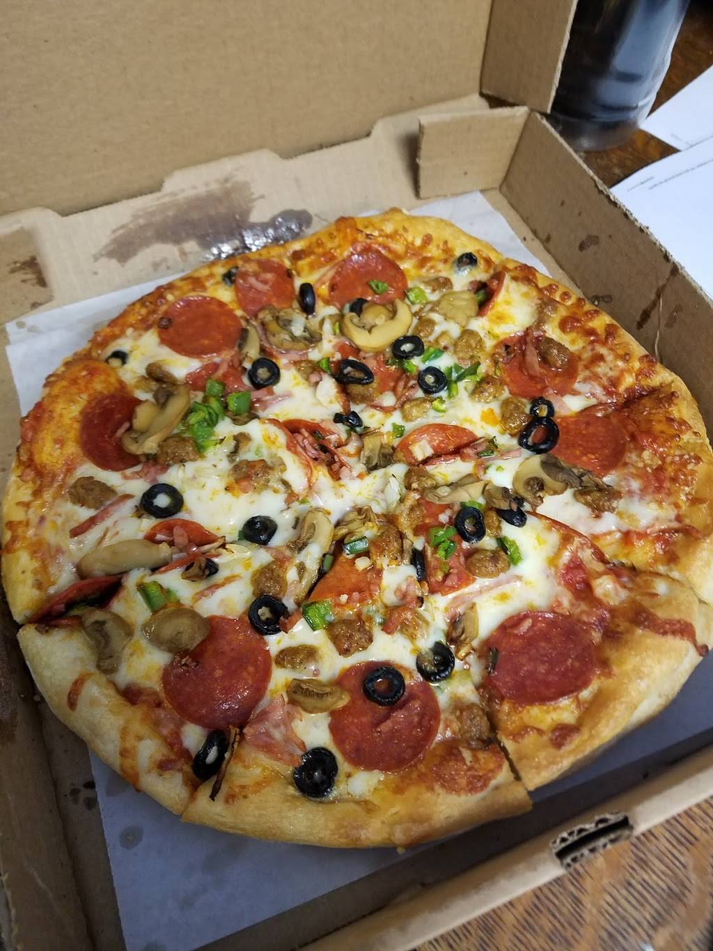 Fergs Pizza Bar | restaurant | 104 Adams St suite e, Stevenson, AL 35772, USA | 2566632130 OR +1 256-663-2130