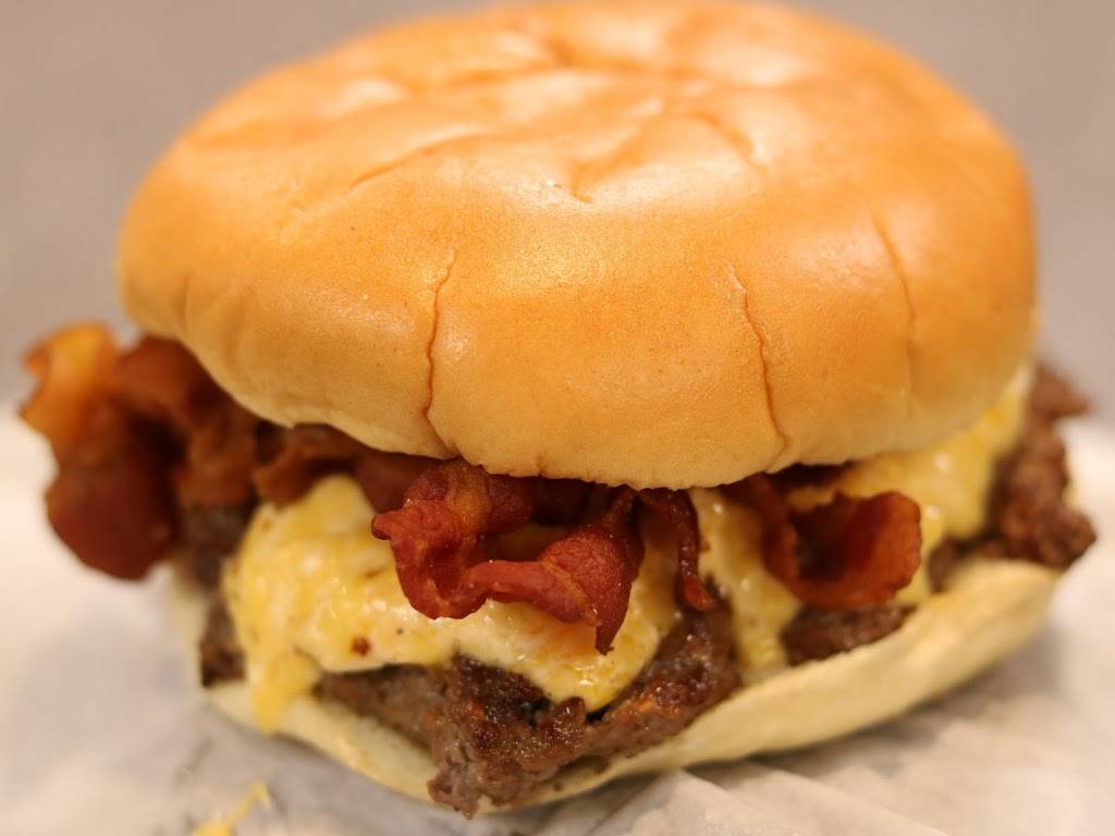 Hwy 55 Burgers Shakes & Fries | restaurant | 1020 N Main St Suite K, Shelbyville, TN 37160, USA | 9314885055 OR +1 931-488-5055