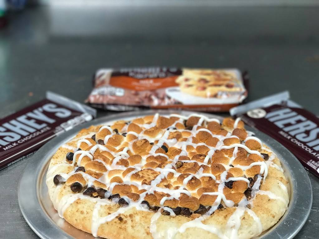 Pizza Magia | restaurant | 239 Western Blvd, Jacksonville, NC 28546, USA | 9103330444 OR +1 910-333-0444