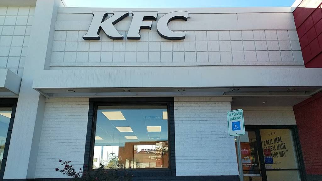 KFC | restaurant | 630 Sawdust Rd, The Woodlands, TX 77380, USA | 2813633922 OR +1 281-363-3922