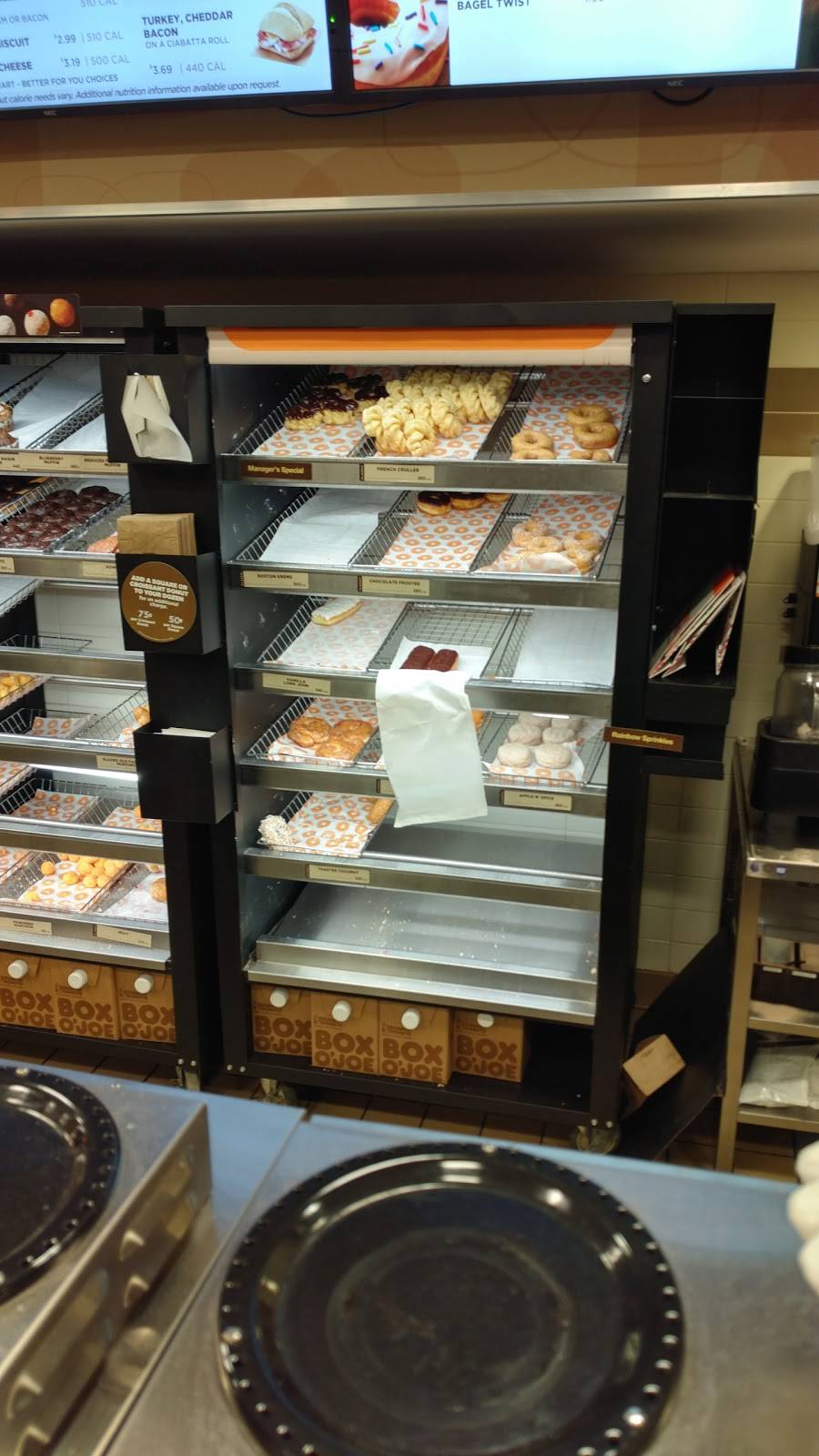 Dunkin | cafe | 1500 Larkin Ave, Elgin, IL 60123, USA | 2242383723 OR +1 224-238-3723